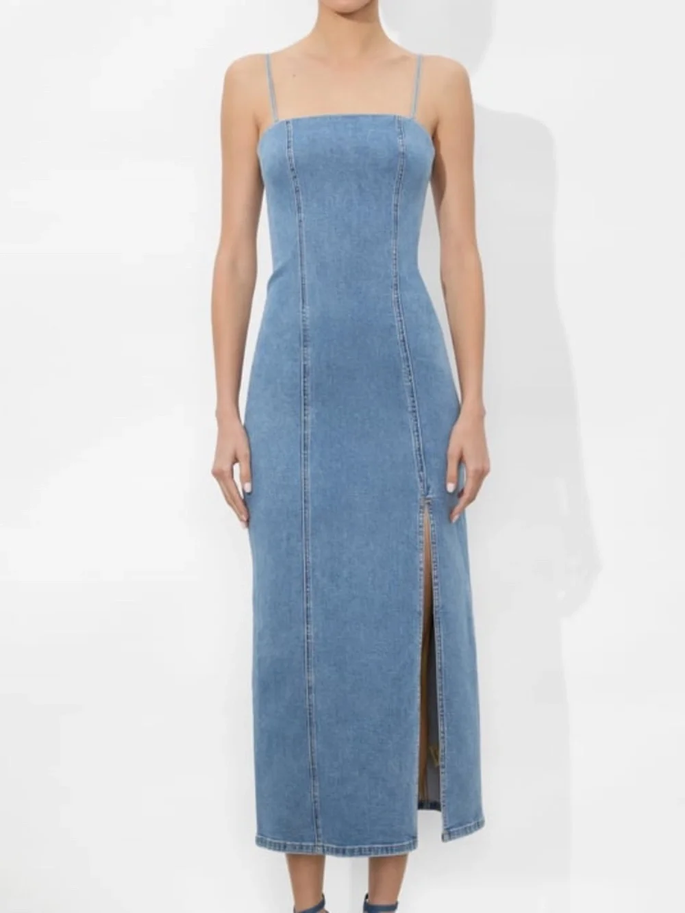 Alice + Olivia Nakisha Midi Dress Denim 8 - Picture 14 of 14